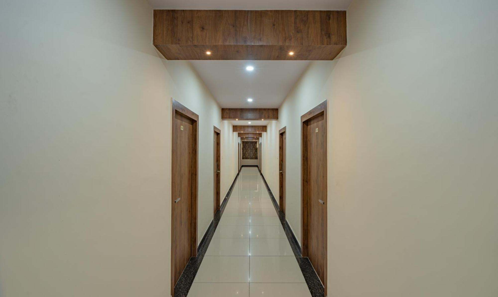 Treebo Global Stay, Uttarahalli Bangalore Exteriör bild