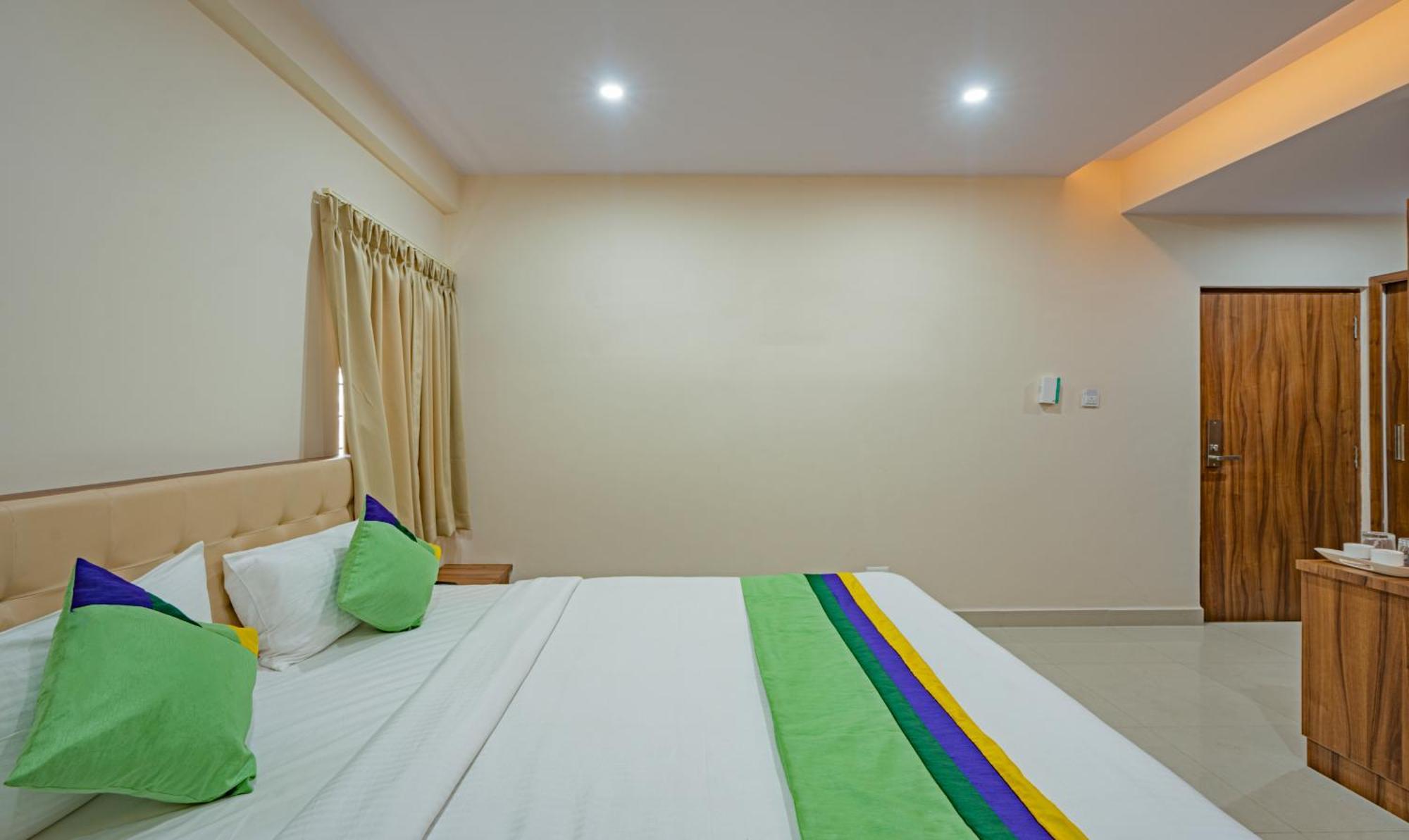 Treebo Global Stay, Uttarahalli Bangalore Exteriör bild